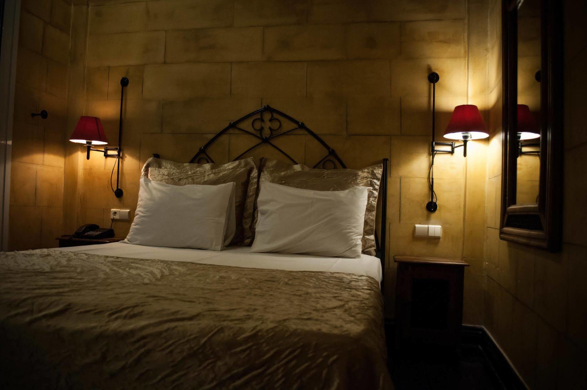 Andromeda Hotel 4*